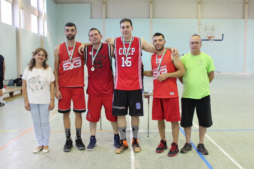 EQUIPA FEMININA DO MIRANDELA BASQUETE CLUBE APURADA PARA O NACIONAL